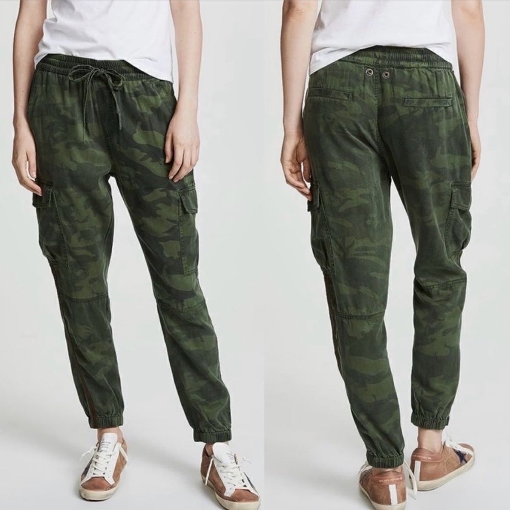 Pam & Gela Bronze Side Stripe Camo Jogger Pant Army Green